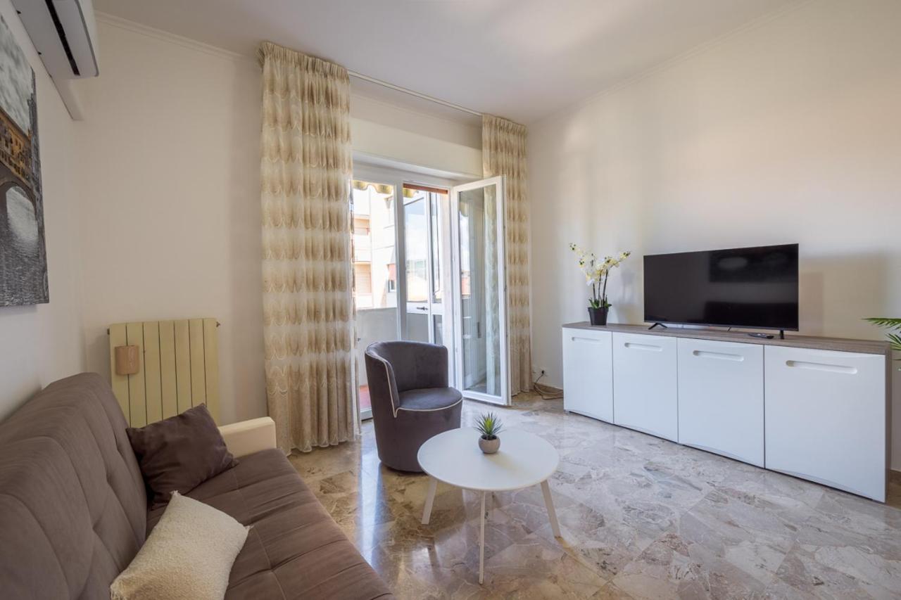 Gallery Apartment Near Chianti Poggibonsi Exterior foto